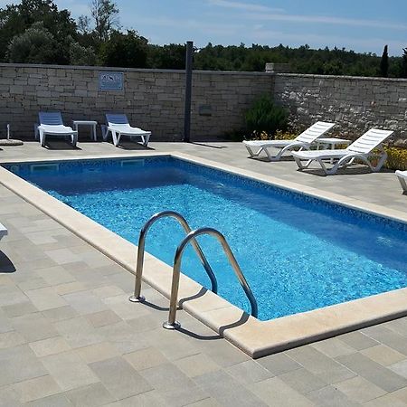 Apartments & Rooms Villa Adamovic 우마그 외부 사진