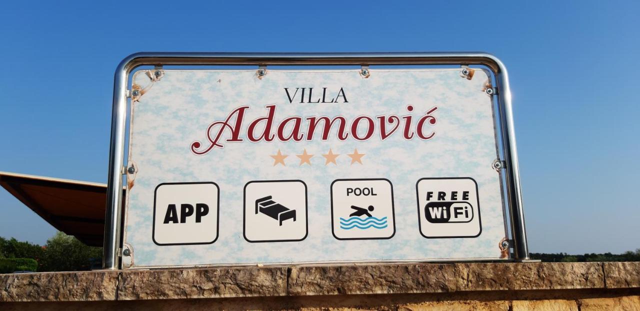 Apartments & Rooms Villa Adamovic 우마그 외부 사진